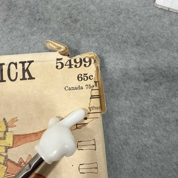 VTG 70s Butterick 5499 Girls Robe Nightgown Pajamas 10 CUT Sleepwear Cottagecore - Picture 5 of 13